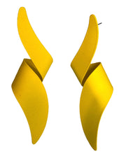 Load image into Gallery viewer, Got Me Twisted