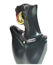 Load image into Gallery viewer, Commas