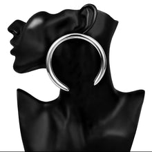 Load image into Gallery viewer, U-Turn