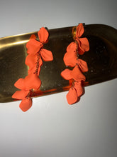 Load image into Gallery viewer, Dangle Me in Petals
